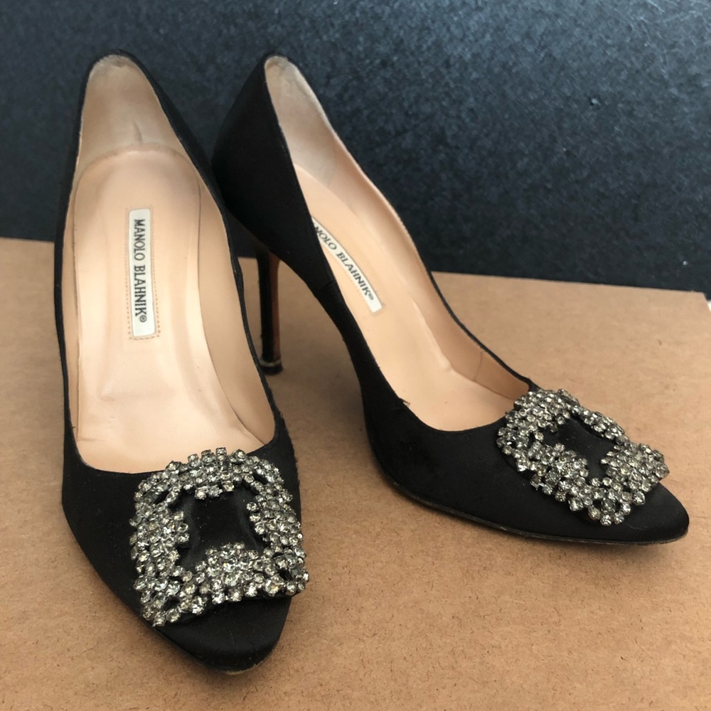 Manolo Blahnik Hangisi Embellished Satin Pumps 37.5